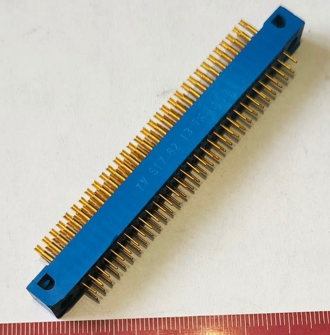 TX5176213 - FRB konektor 62pin    .. cena na dotaz / price on request