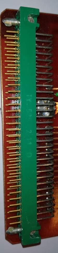 TY5256211  zapájen v desce (100% stav - 62 pin).