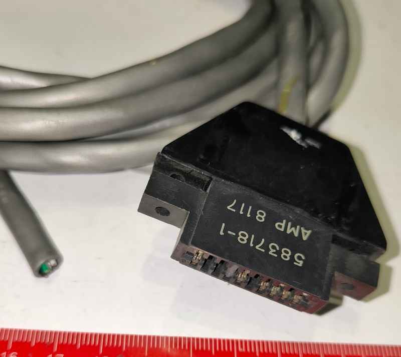 kabel 3m  s konektorem 583718-1 upraven pro TYLAN FM-360   .. použitý / used   .. cena na dotaz / price on request