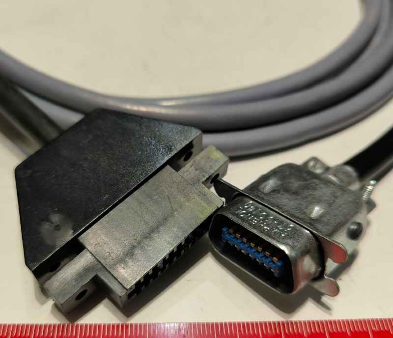 kabel 3m  s konektorem 583718-1 upraven pro TYLAN FM-360 s druhou koncovkou   .. použitý / used   .. cena na dotaz / price on request