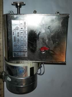 motorek SMR300-100 220V 50Hz s převodovkou S4 - 20 až 36000mm/h  .. cena na dotaz / price on request