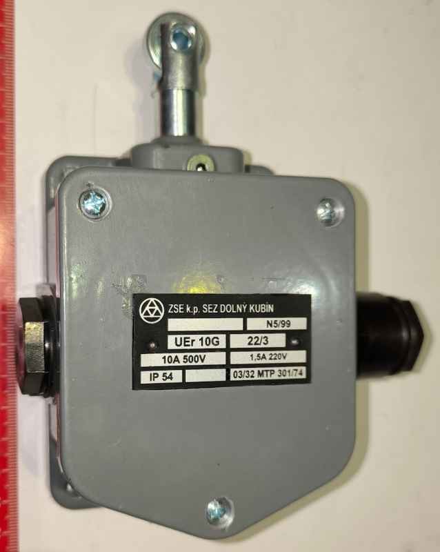 UEr 10G 22/3 -  koncový spínač ZSE k.p. IP54 10A 500V .. cena na dotaz / price on request