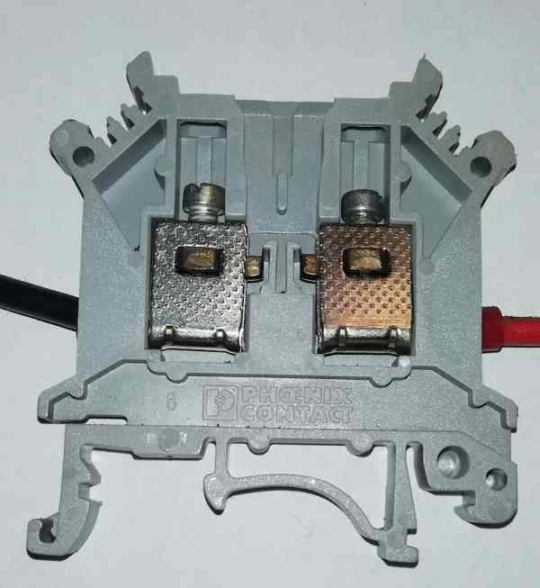 svorkovnice UK4-T  Phoenix Contact .. použitý/used