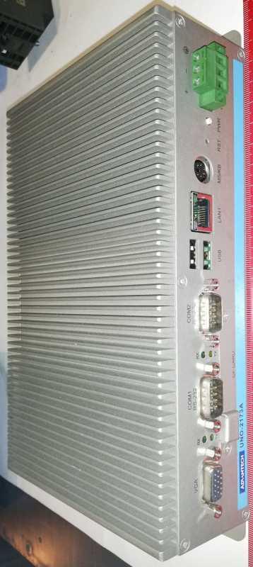 Průmyslové PC Advantech UNO-2173A Atom N270 1GB RAM 160 GB HDD 2xLAN .. cena na dotaz / price on request