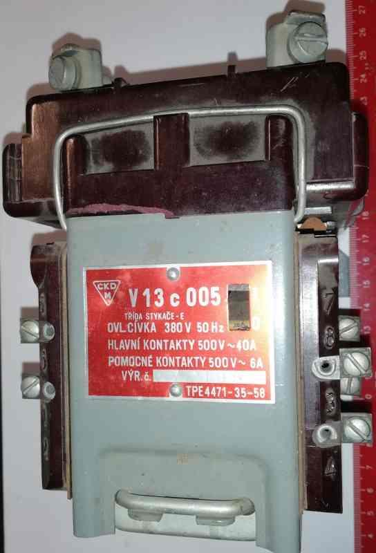 stykač V13c005 - 380Vac .. použitý / used   .. cena na dotaz / price on request