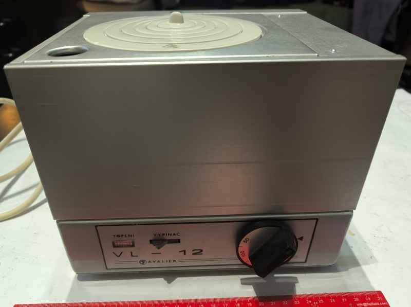 Elektrická vodná lázeň VL-12, KAVALIER, regulace 0-150°C, 3 litry, nepoužívano, na ND