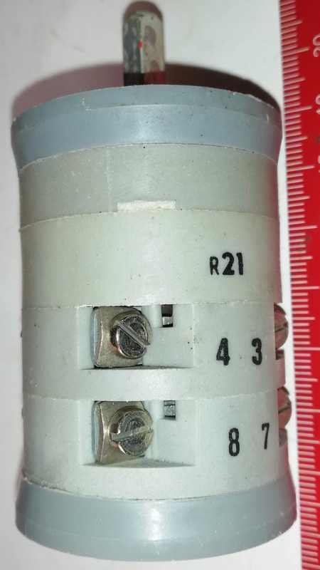 VS10-04002028-C8 - přepínač 10A 380V OBZOR