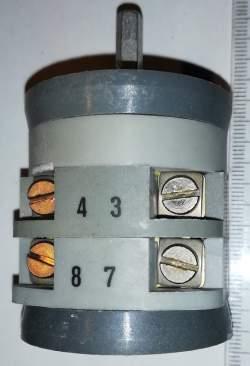 není skladem - VS16-2351C8 - přepínač 16A 380V  OBZOR, starší