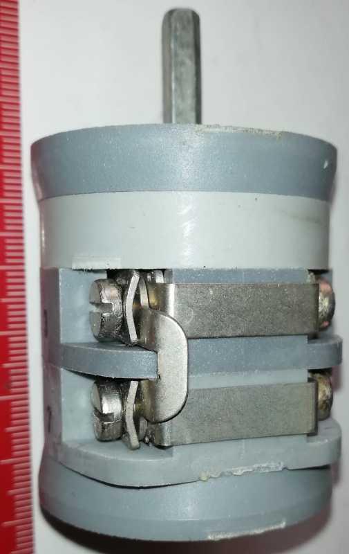 VS16-2451-B8 - přepínač, OBZOR, nový