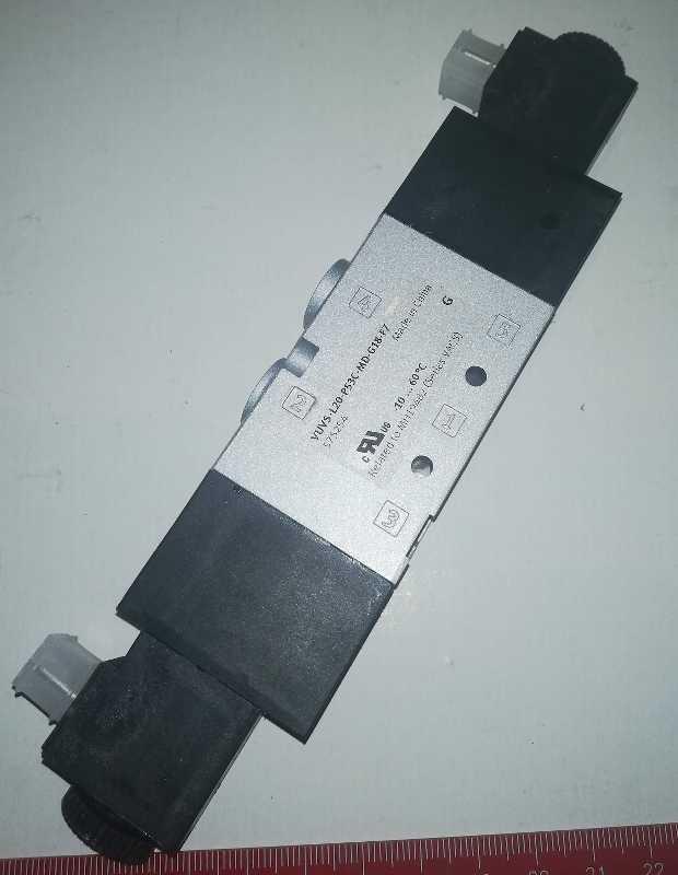 FESTO VUVS-L20-P53C-MD-G18-F7-1C1 - 575268 -  elektromagnetický ventil