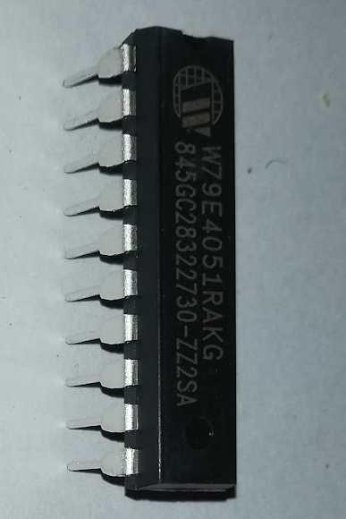 W79E4051RAKG - WINBOND - DIL20   .. cena na dotaz / price on request