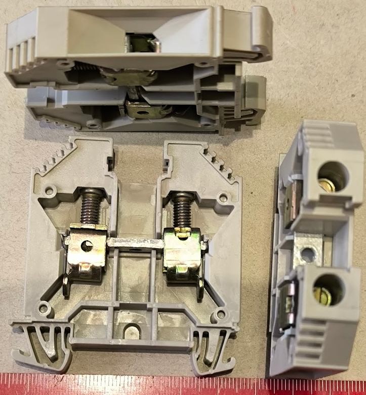 WDU16 - 1020400000 - Průchozí svorkovnice, Šroubové připojení, Tmavě béžová, 16 mm², 76 A, 1000 V, Počet připojení: 2