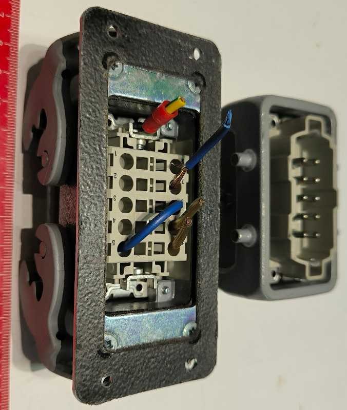 Wieland 70.510.1053 Stecker + 70.500.1053 Buchse, komplett mit Gehäuse  .. použitý / used