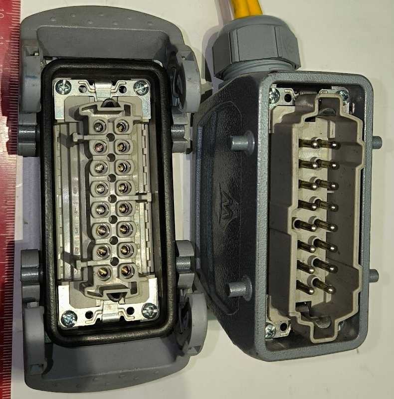 Wieland 70.510.1653 Stecker + 70.500.1653 Buchse, komplett mit Gehäuse  .. použitý / used