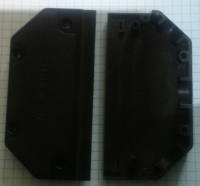 WK15021 - krytka FRB na 62pin,cena za pár bez šroubků