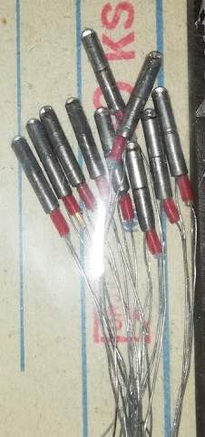 WK16402-1  .. elektroluminisenční diody 950nm