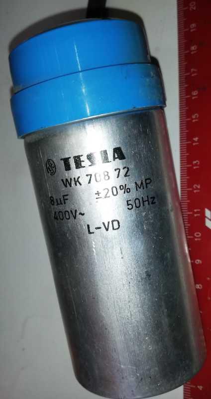 WK70872 8uF 400V 50Hz
