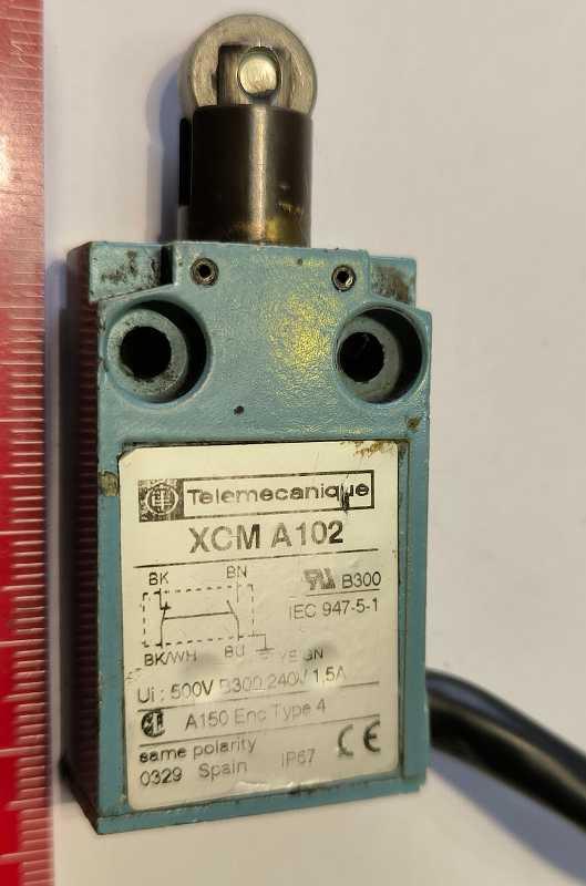 XCM A102 Telemecanique