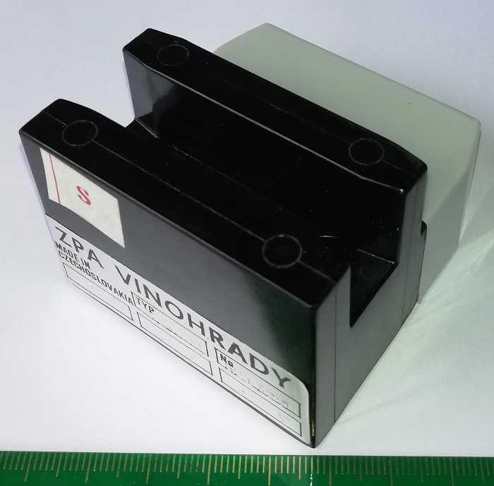 magnetický spínač XM1 936A001 ZPA Vinohrady .. cena na dotaz / price on request