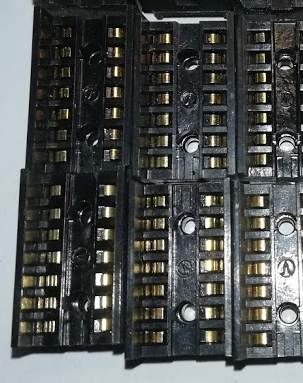 není skladem - patice DIL14 pájené TESLA...  balení 20ks za 80Kč