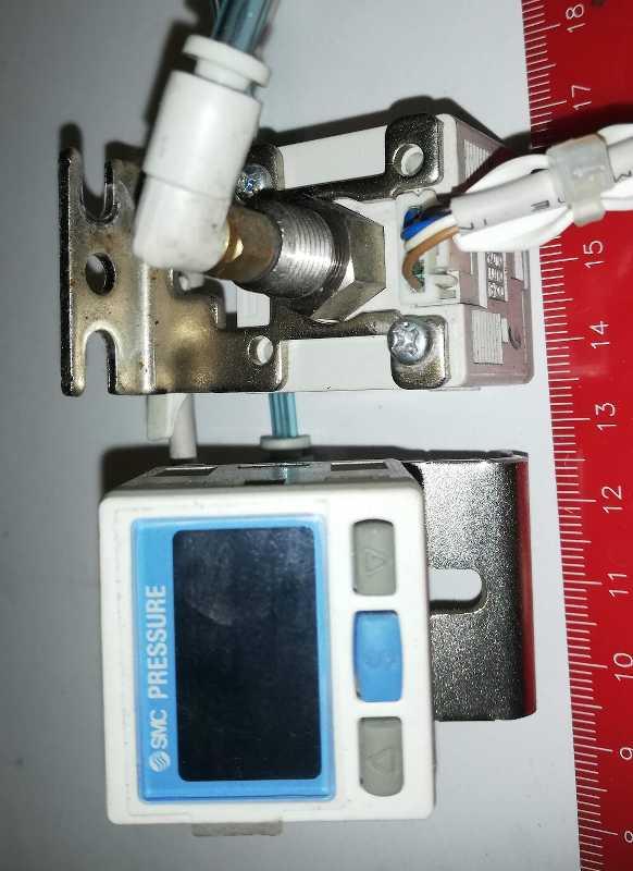 ZSE30AF-01-B - vacuum switch SMC .. použitý/used   .. cena na dotaz / price on request