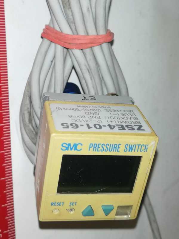 ZSE4-01-65 - pressure switch SMC .. použitý/used   .. cena na dotaz / price on request