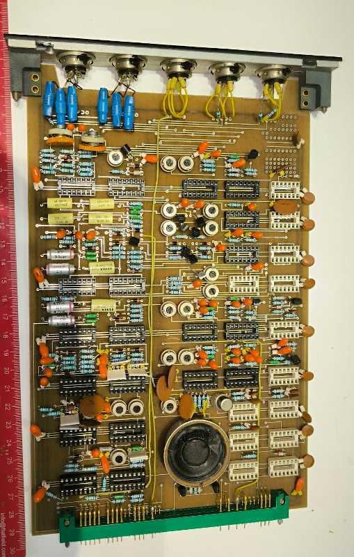 deska-188 .. patice, trimry, konektory .. dle foto ...  na ND