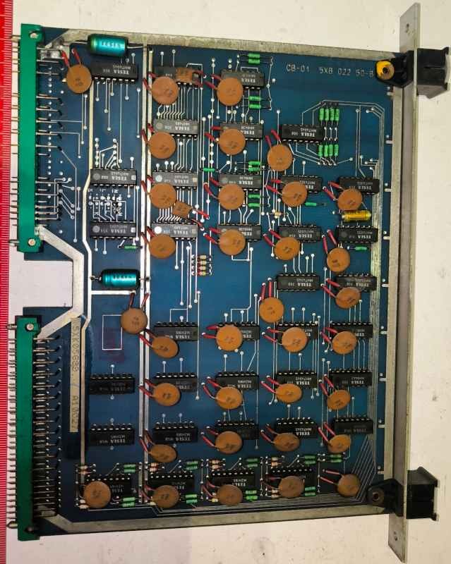 deska-225 -  deska osazena  dle foto .. IO, C, 2x TY část. osazené,