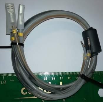 není skladem - kabelový svazek 3 kabliky 50cm ve feritovém válečku  ... balení 20 svazků za 40Kč