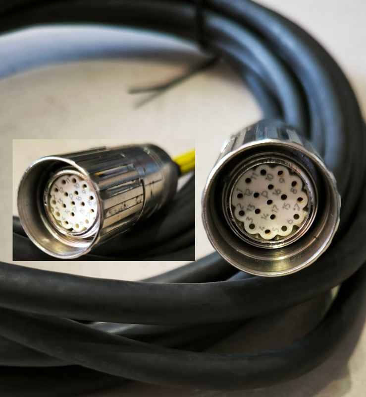 kabel-029 .. kabel 4m s konektorem 17 pin dle foto  .. použitý / used