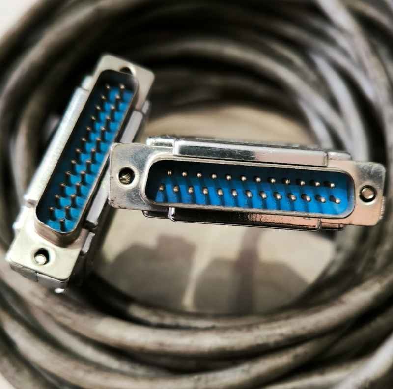 kabel-033 .. datový kabel 10m 2x samec 25pin, asi LPT kabel .. použitý / used