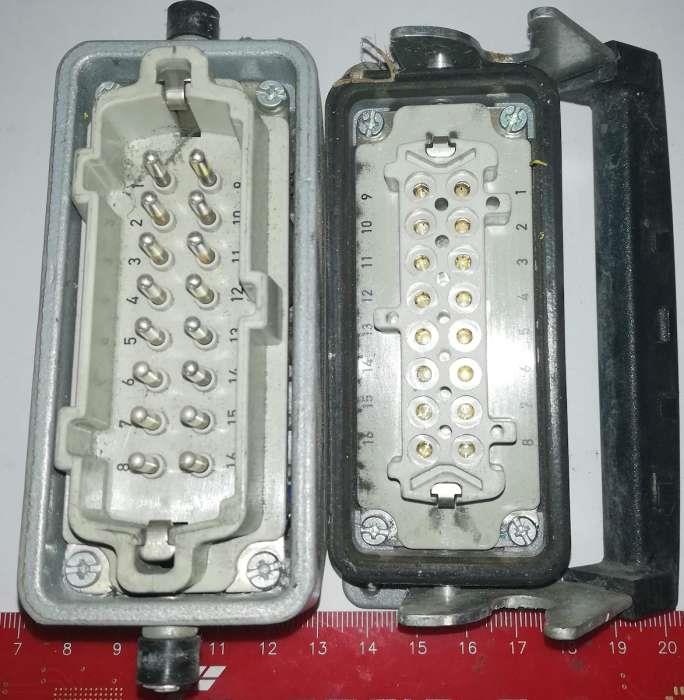 není skladem - výkonový konektor EPIC, pár, z demontáže