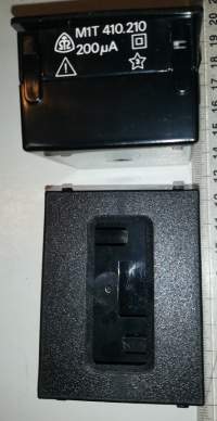 plastová krabička z M1T 410.210 METRA