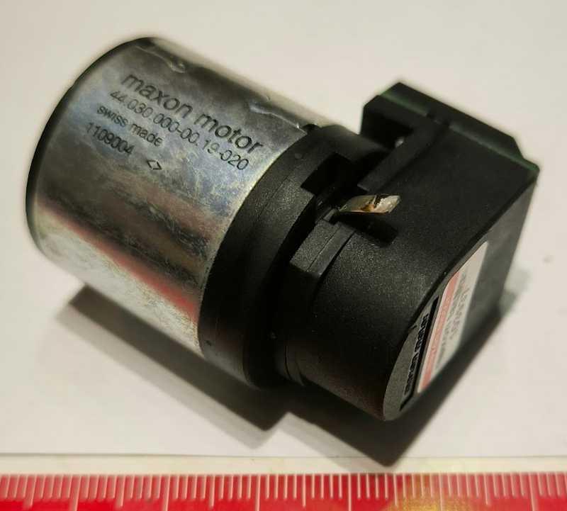 maxon motor 44.030.000-00.19-020 1109004, maxon tacho 103937 .. cena na dotaz / price on request
