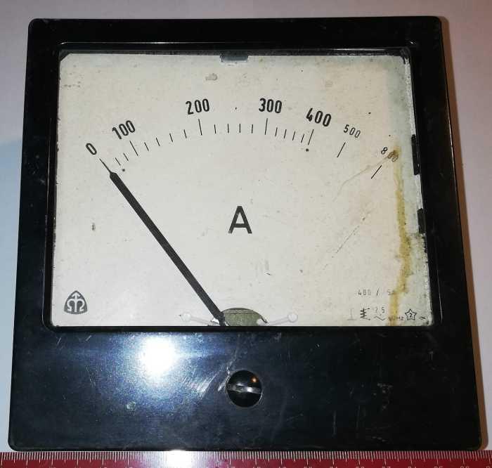 V metr 500V METRA, netestován, starší, 140x140x70mm