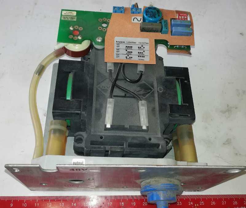 neupřesněný modul  (107), asi kompresor, Thomas 6510019, na opravu, na ND