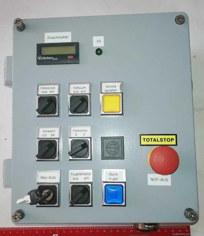 ovládací skřín (001) z demontáže