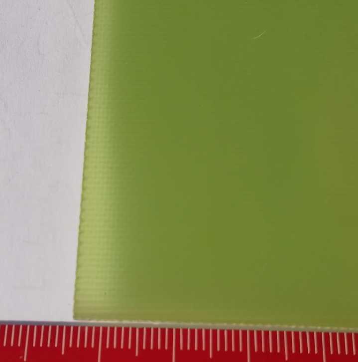 sklotextilová deska (100) .. 132x70x2mm