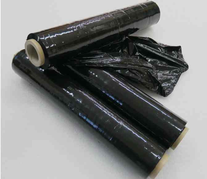 Stretch folie -  šíře 50cm/ síla 23my/ hmotnost 2,3kg / návin cca 150m / černá