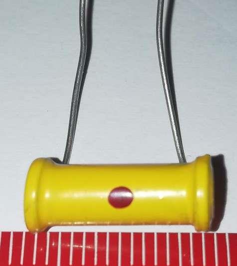 termistor - jedna hnědá tečka - ? 470R