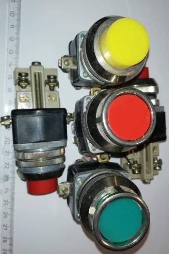 tlačítko s kontrolkou, žluté (bez ochranné mřížky)  .. cena na dotaz / price on request