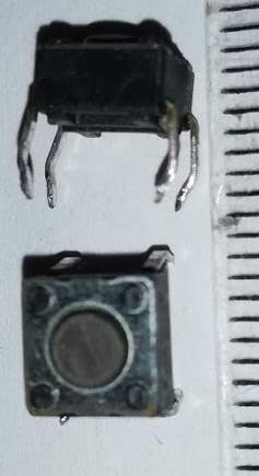 tlačítko pájené  .. balení 88ks za 100Kč