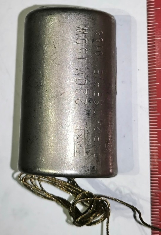 topné těleso 220V, 150W,válec výška 52mm, průměr 30/17mm, typ 240