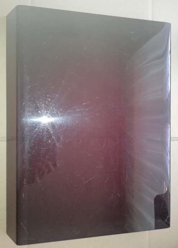 víko k NC470 - jemně poškrábané