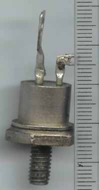 KT705 pájený  .. balení 9 ks za 90Kč